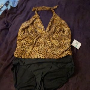 One piece bathing suit